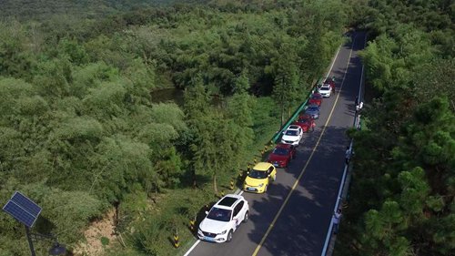 自驾南京武象山遭遇高速公路
