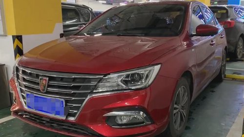 我的中国车棒极了:荣威i5的真品，红色非常亮！
