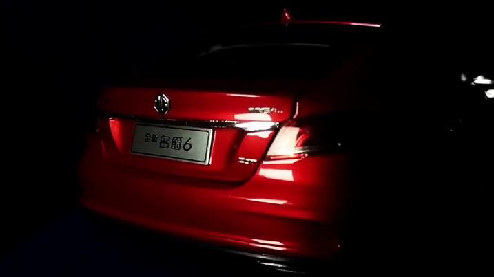 # MG6#暗黑[视频欣赏]中的彩色红色汽车模型
