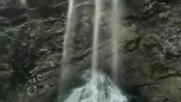 三峡瀑布自驾游。
